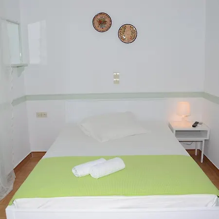 Auberge de jeunesse Aegli Tínos