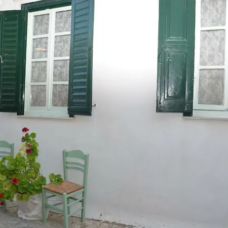 Hostel Aegli